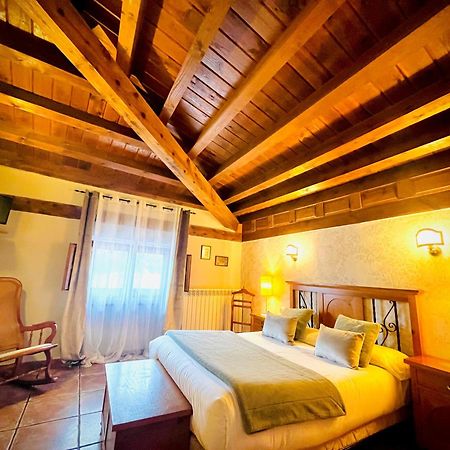 Posada Real De Carreteros Casarejos Екстериор снимка