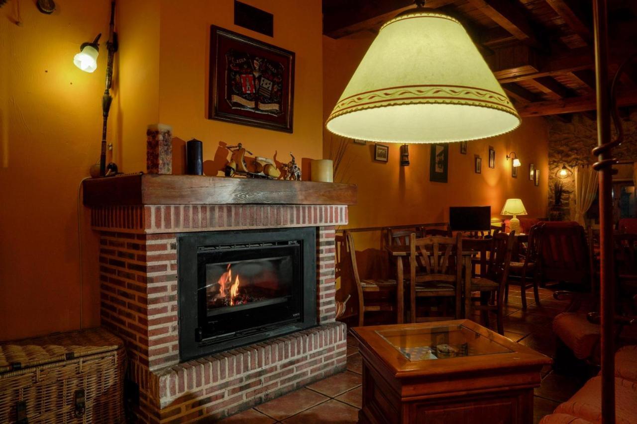Posada Real De Carreteros Casarejos Екстериор снимка